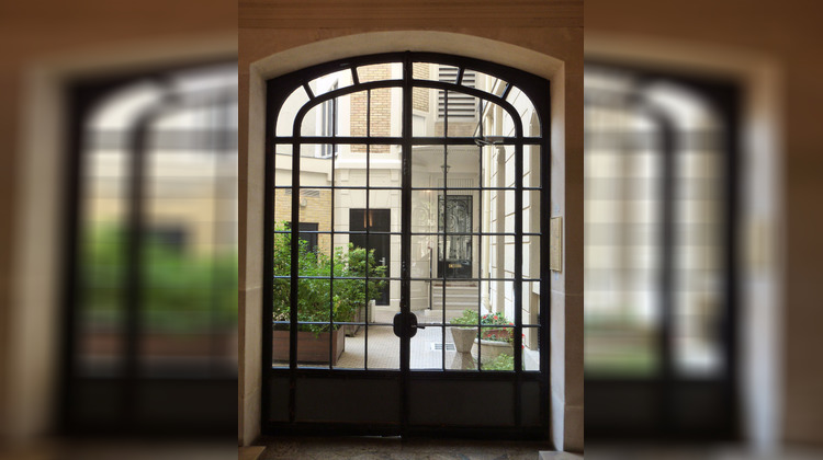 Ma-Cabane - Vente Appartement PARIS 8, 66 m²