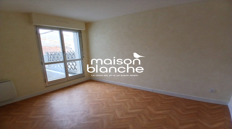 Ma-Cabane - Vente Appartement Parthenay, 67 m²