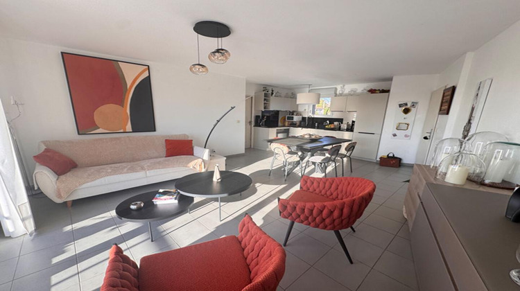 Ma-Cabane - Vente Appartement PELISSANNE, 61 m²