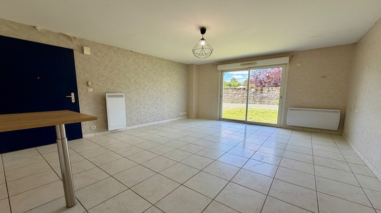 Ma-Cabane - Vente Appartement PELLOUAILLES LES VIGNES, 41 m²