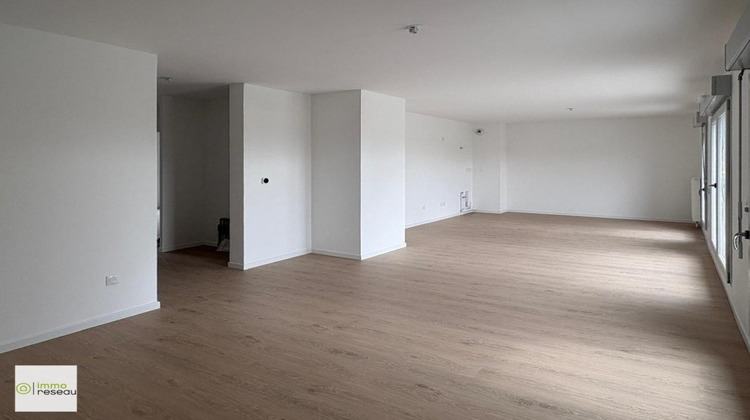 Ma-Cabane - Vente Appartement PERENCHIES, 90 m²