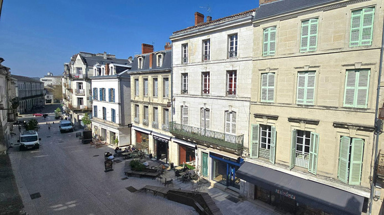 Ma-Cabane - Vente Appartement PERIGUEUX, 86 m²