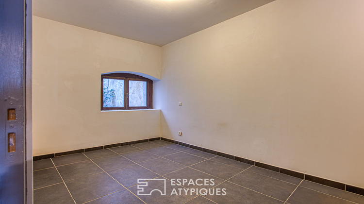 Ma-Cabane - Vente Appartement PERNES-LES-FONTAINES, 73 m²