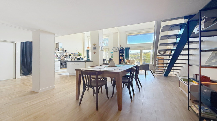 Ma-Cabane - Vente Appartement Pérouse, 170 m²