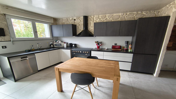 Ma-Cabane - Vente Appartement Pessac, 147 m²