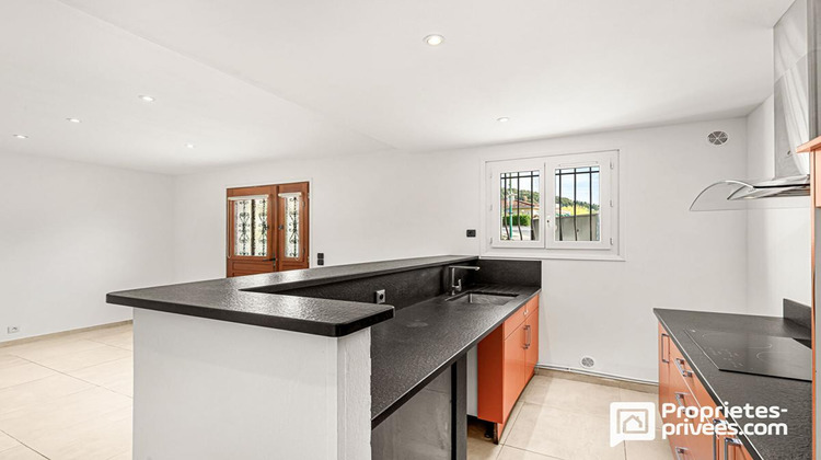 Ma-Cabane - Vente Appartement PEYMEINADE, 63 m²