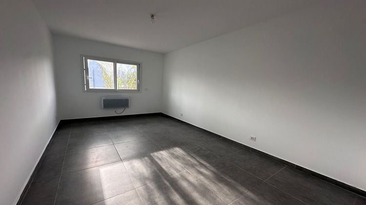 Ma-Cabane - Vente Appartement PEYPIN, 70 m²