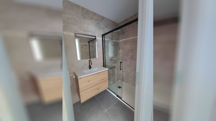 Ma-Cabane - Vente Appartement PEYPIN, 69 m²