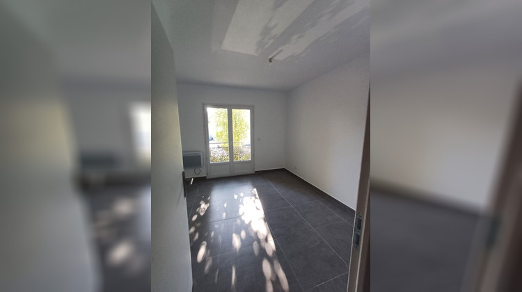 Ma-Cabane - Vente Appartement PEYPIN, 69 m²