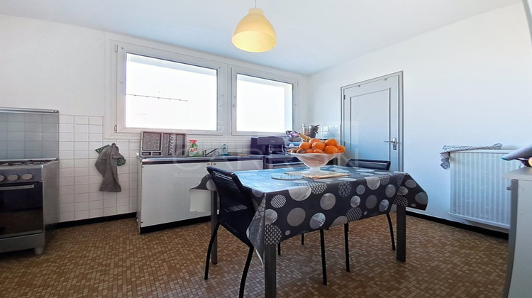 Ma-Cabane - Vente Appartement PIERRE BENITE, 83 m²