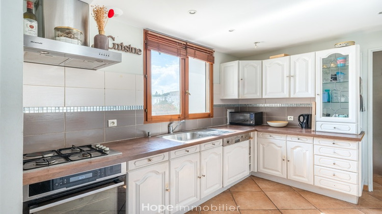 Ma-Cabane - Vente Appartement PIERRE BENITE, 81 m²