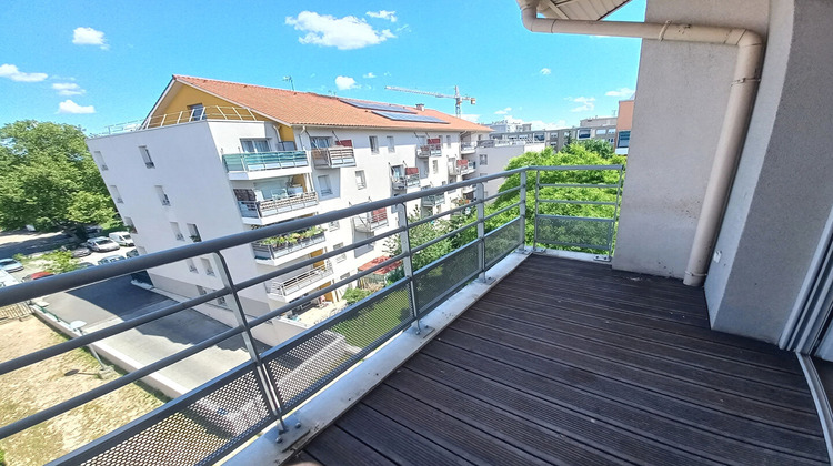 Ma-Cabane - Vente Appartement PIERRE-BENITE, 35 m²