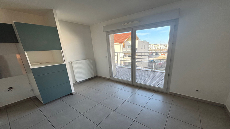 Ma-Cabane - Vente Appartement PIERRE-BENITE, 35 m²