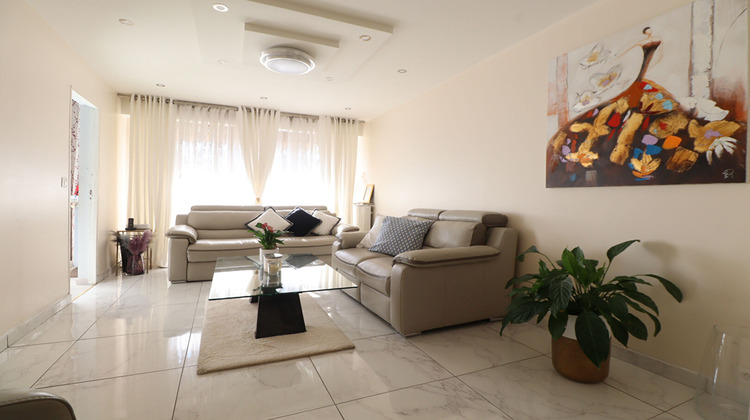 Ma-Cabane - Vente Appartement PIERREFITTE-SUR-SEINE, 77 m²