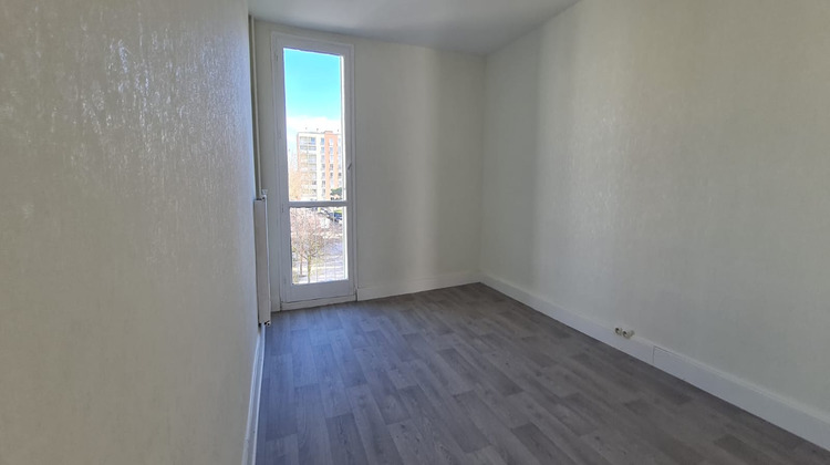 Ma-Cabane - Vente Appartement PIERRELATTE, 89 m²