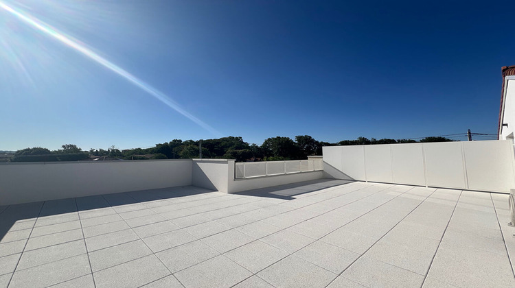 Ma-Cabane - Vente Appartement PINS-JUSTARET, 100 m²