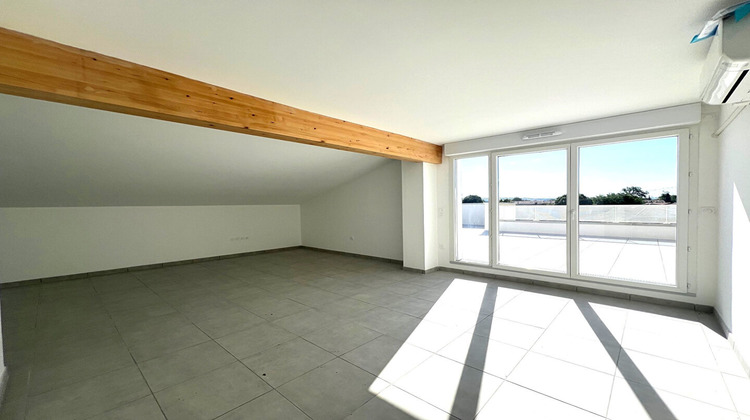 Ma-Cabane - Vente Appartement PINS-JUSTARET, 100 m²