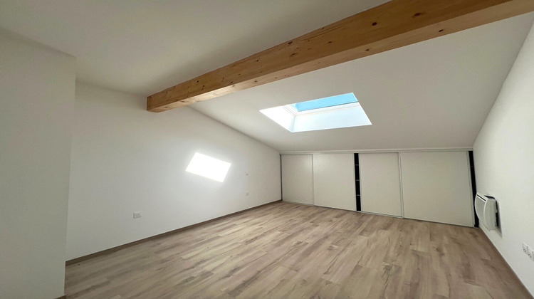 Ma-Cabane - Vente Appartement PINS-JUSTARET, 100 m²