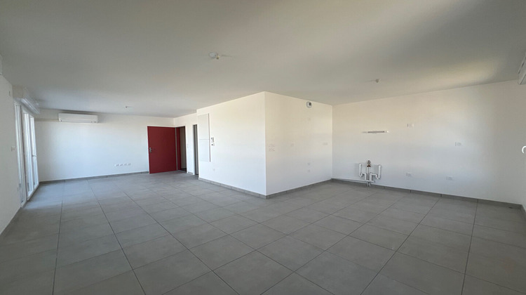 Ma-Cabane - Vente Appartement PINS-JUSTARET, 84 m²