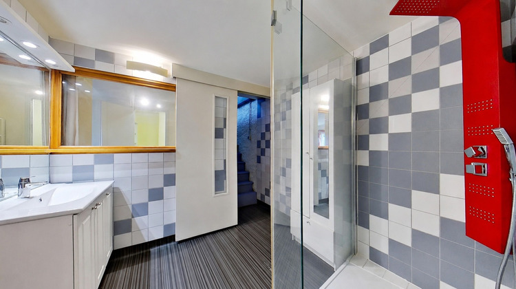 Ma-Cabane - Vente Appartement PLOMBIERES LES BAINS, 94 m²
