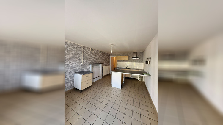 Ma-Cabane - Vente Appartement POCE-LES-BOIS, 71 m²