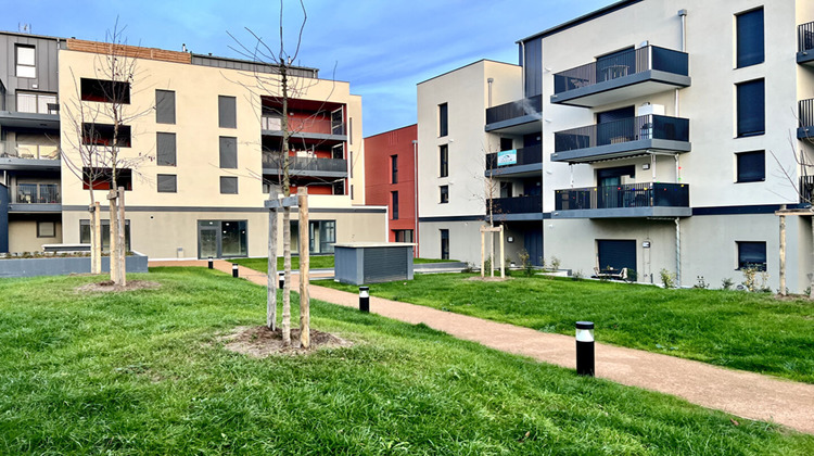 Ma-Cabane - Vente Appartement PONT-DE-CHERUY, 79 m²