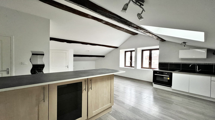 Ma-Cabane - Vente Appartement Pont-de-Chéruy, 68 m²