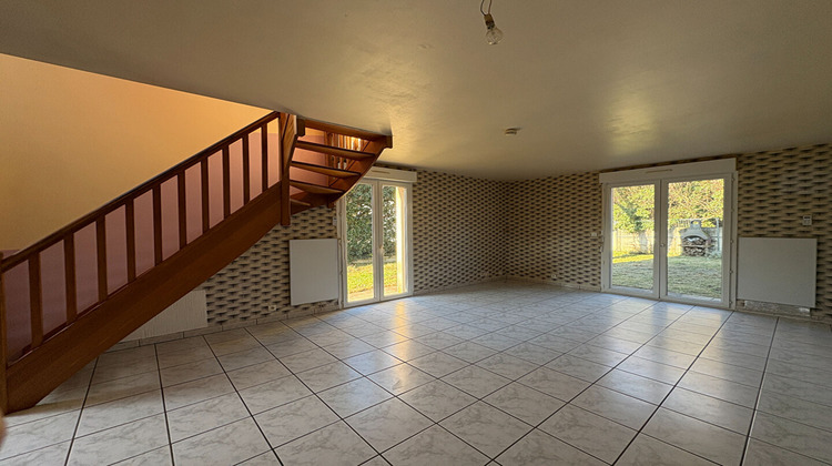 Ma-Cabane - Vente Appartement PONT-DE-ROIDE, 66 m²