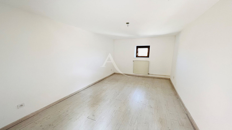 Ma-Cabane - Vente Appartement PONT-DE-VAUX, 61 m²