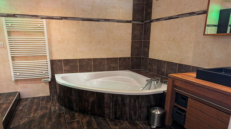 Ma-Cabane - Vente Appartement PONTARLIER, 85 m²