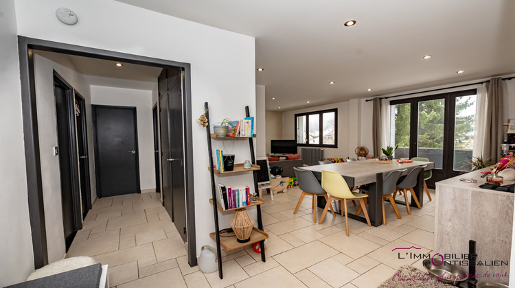 Ma-Cabane - Vente Appartement Pontarlier, 72 m²