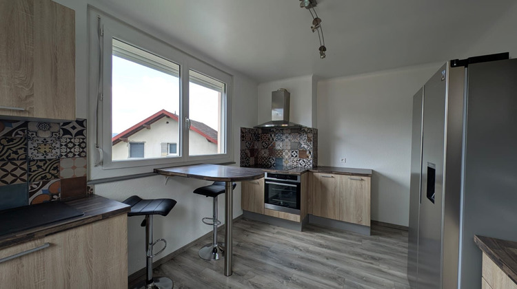 Ma-Cabane - Vente Appartement Pontarlier, 74 m²