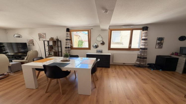 Ma-Cabane - Vente Appartement Pontarlier, 64 m²