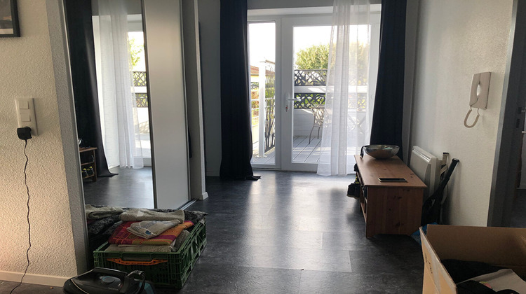 Ma-Cabane - Vente Appartement POUILLEY-LES-VIGNES, 63 m²