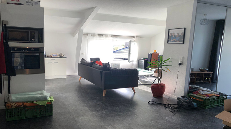 Ma-Cabane - Vente Appartement POUILLEY-LES-VIGNES, 63 m²
