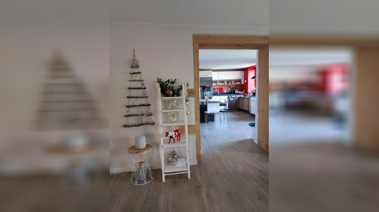 Ma-Cabane - Vente Appartement POUILLY-LE-MONIAL, 224 m²