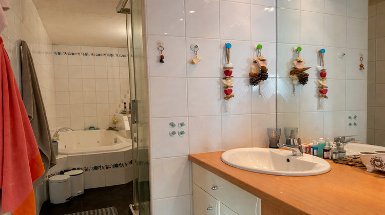 Ma-Cabane - Vente Appartement POUILLY-LE-MONIAL, 224 m²