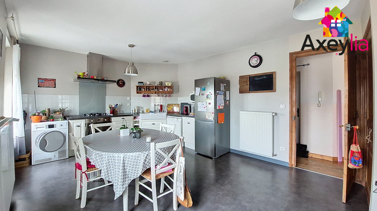 Ma-Cabane - Vente Appartement Pouilly-sous-Charlieu, 101 m²