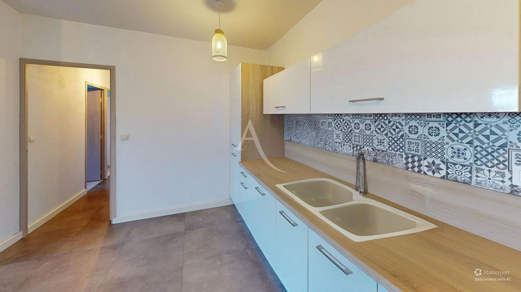 Ma-Cabane - Vente Appartement POULX, 62 m²