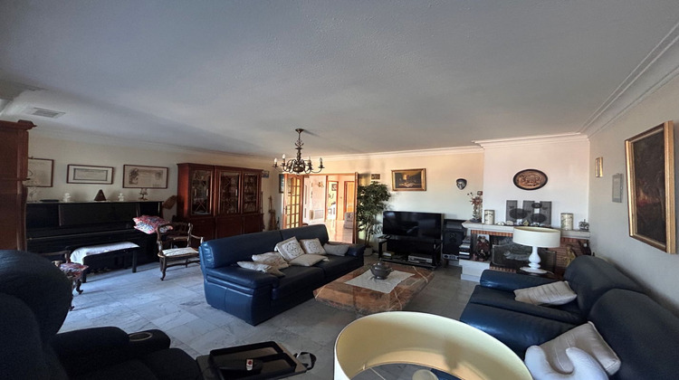 Ma-Cabane - Vente Appartement POUSSAN, 124 m²