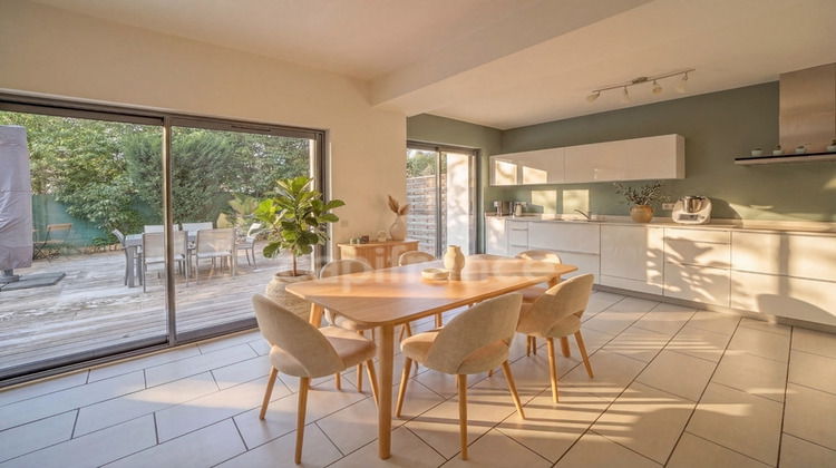 Ma-Cabane - Vente Appartement PREVESSIN MOENS, 154 m²