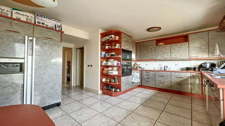 Ma-Cabane - Vente Appartement PREVESSIN MOENS, 267 m²