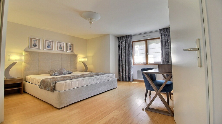 Ma-Cabane - Vente Appartement PUBLIER, 220 m²