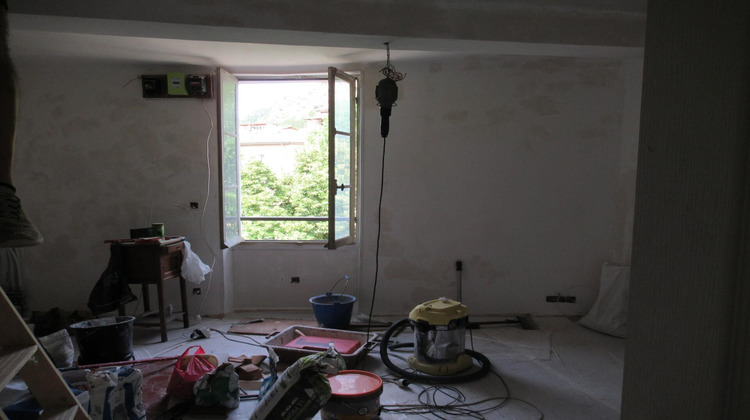 Ma-Cabane - Vente Appartement Puget-Theniers, 43 m²