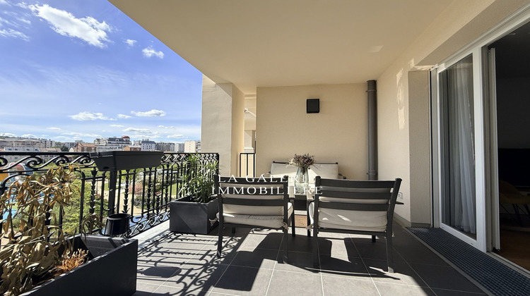 Ma-Cabane - Vente Appartement Puteaux, 72 m²