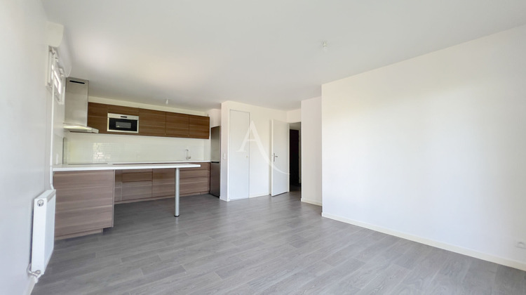 Ma-Cabane - Vente Appartement QUINCY-SOUS-SENART, 59 m²