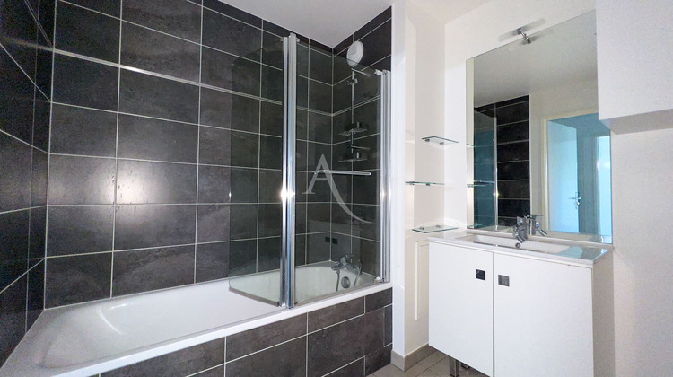 Ma-Cabane - Vente Appartement QUINCY-SOUS-SENART, 59 m²