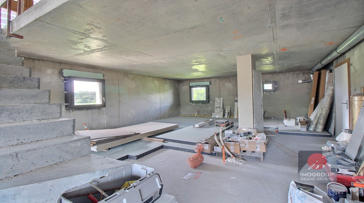 Ma-Cabane - Vente Appartement REIGNIER-ESERY, 206 m²