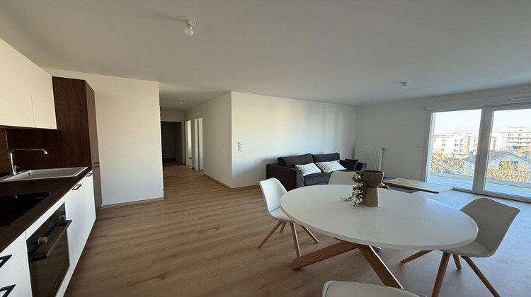 Ma-Cabane - Vente Appartement REIMS, 66 m²