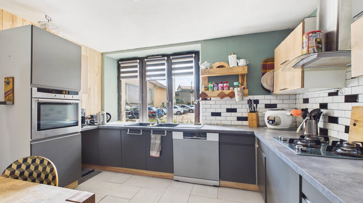 Ma-Cabane - Vente Appartement Remiremont, 74 m²